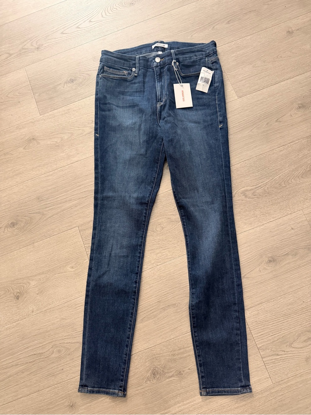 Good American Good Legs Skinny Jeans in Dark Blue Denim